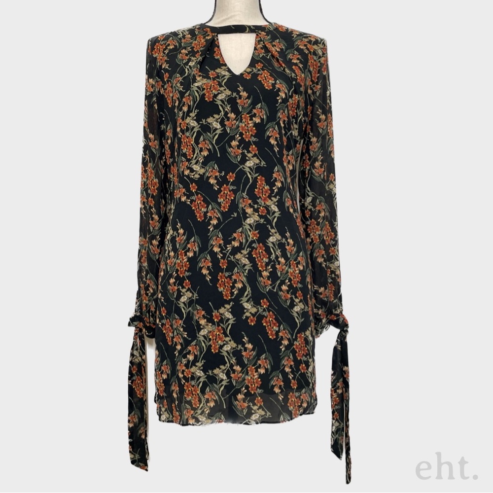 Chelsea & Violet / Black Warm Floral / Long Sleeve Mini Dress / L